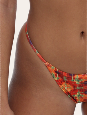 Kalila Bottoms in Samara